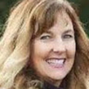 Meet your Posher, Laurie